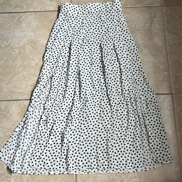 Blue polkadot maxi skirt with slits - Picture 1 of 3